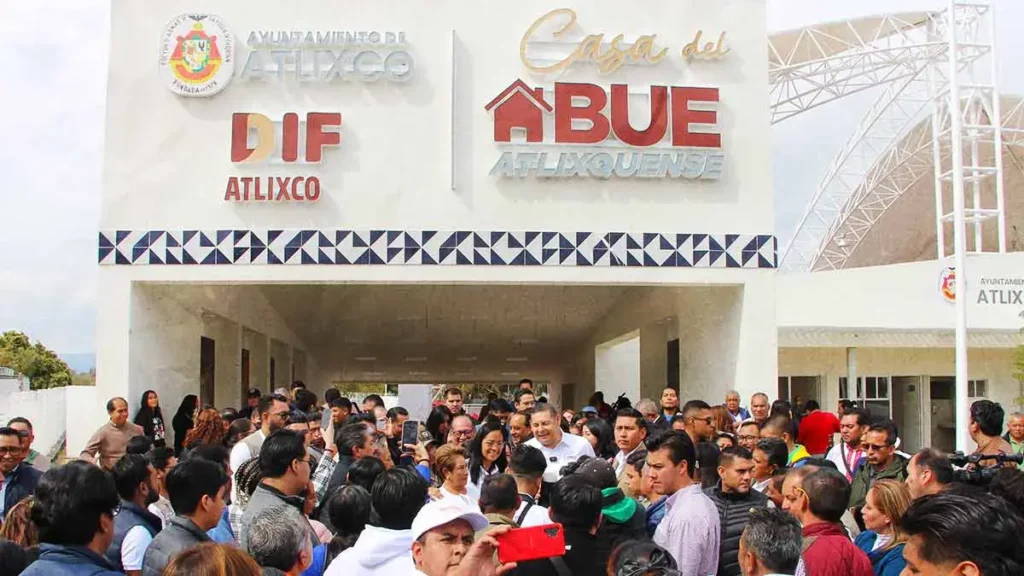 Alejandro Armenta inaugura la Casa del Abue en Atlixco; estos son los servicios