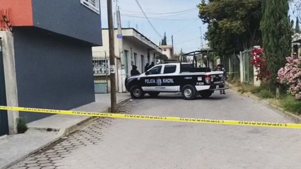 Murió hombre intoxicado tras incendio en Cuautlancingo; veladora provocó el siniestro 