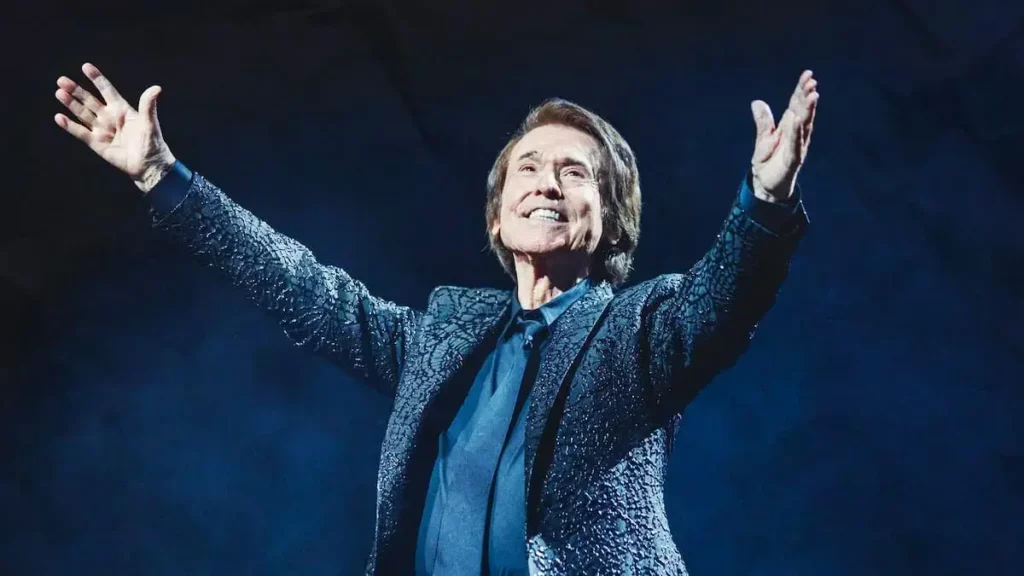 Por problemas de salud, Raphael cancela conciertos para 2025