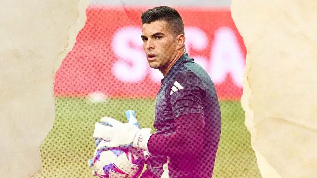 Julio González deja de seguir en redes al Club Puebla tras rumores de su fichaje