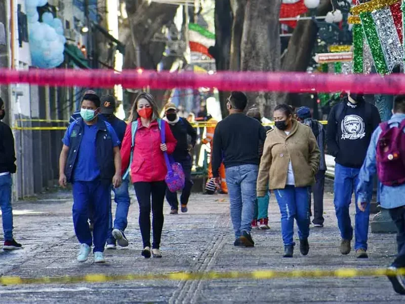 Ayuntamiento de Puebla retira a ambulantes del corredor 5 de Mayo en el Centro Histórico
