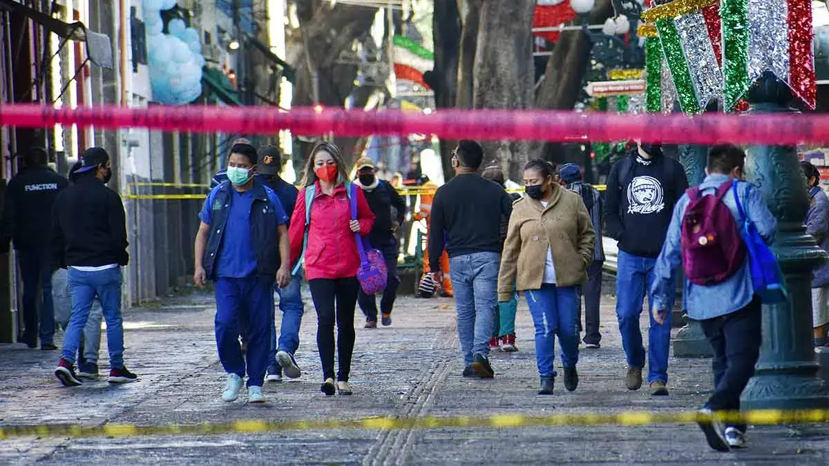 Ayuntamiento de Puebla retira a ambulantes del corredor 5 de Mayo en el Centro Histórico