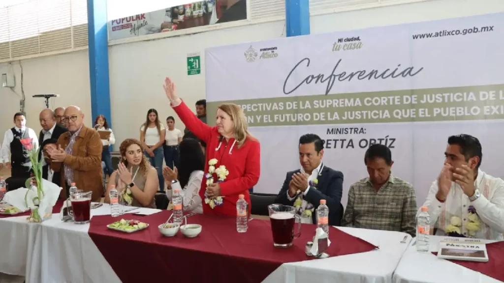Ministra de la SCJN brinda conferencia magistral en Atlixco