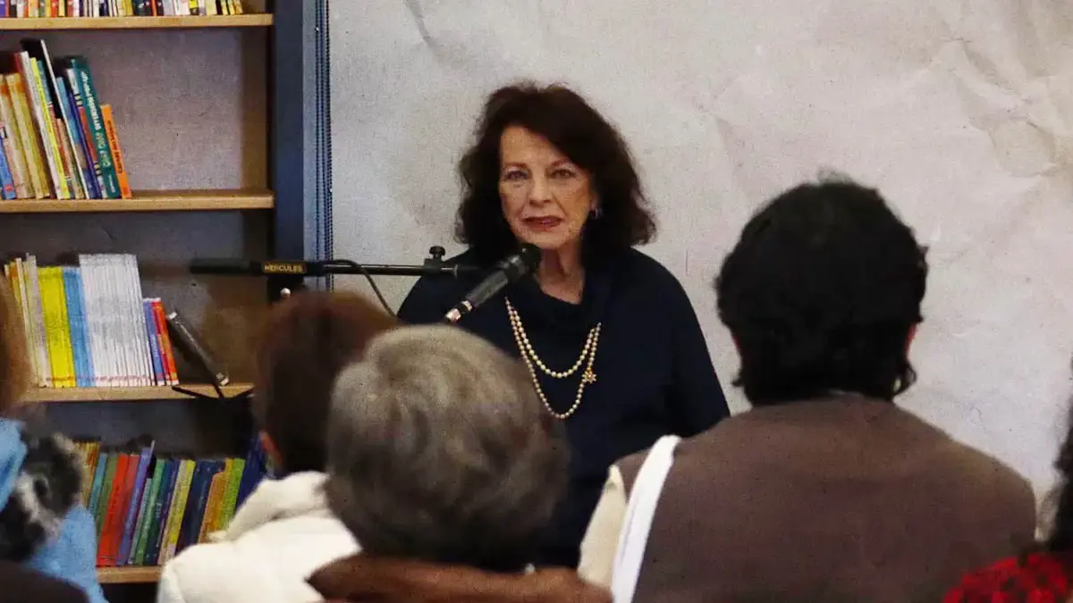 Invita IMACP a círculo participativo de lectura en voz alta con Regina Torné