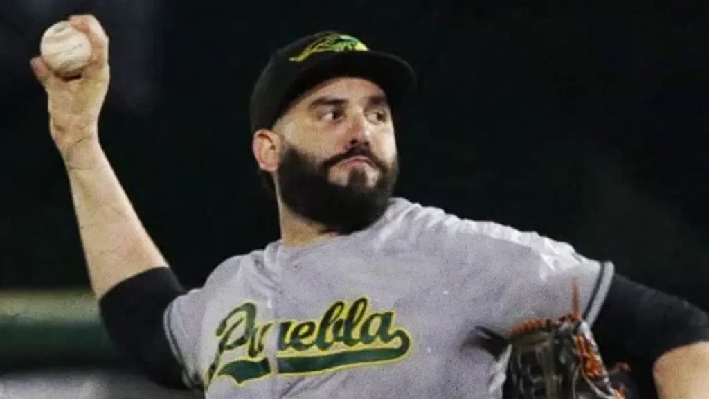 Gabriel Ynoa, baja de los Pericos de Puebla de cara a la Temporada 2025 LMB