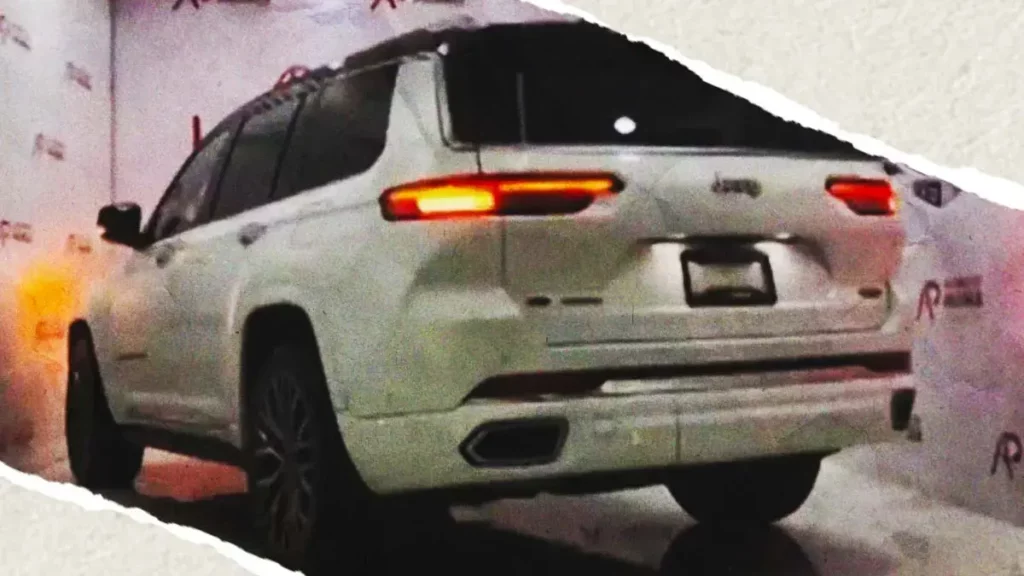 Fiscalía asegura camioneta robada en Edomex puesta a la venta en agencia de autos de Puebla