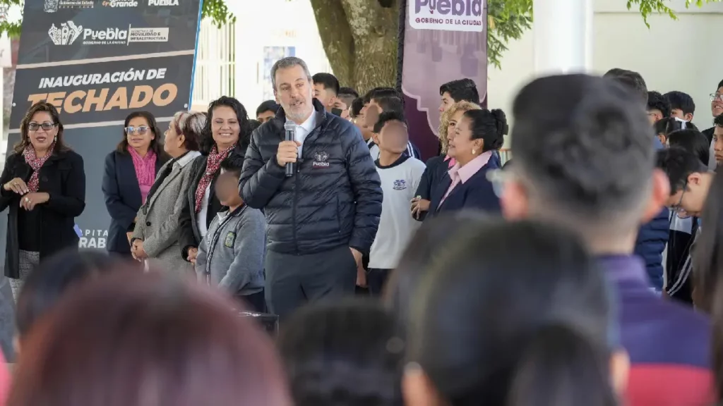 Fortalece Pepe Chedraui espacios educativos en la capital poblana