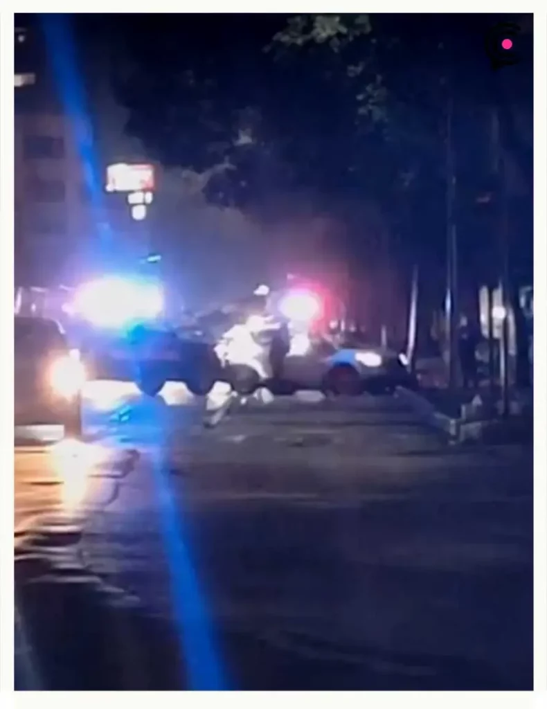 Tras balacera, policías detienen a un automovilista que embistió a motociclista en Bulevar 5 de Mayo
