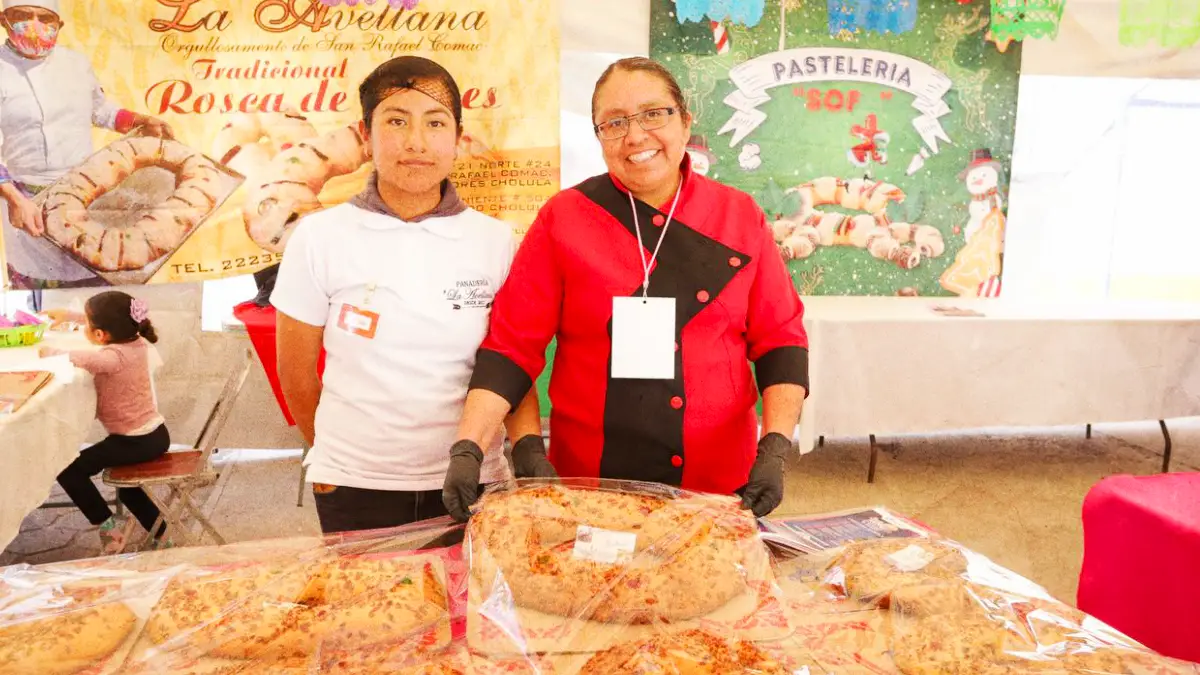 Inaugura Lupita Cuautle la Feria de la Rosca 2025 en San Andrés Cholula