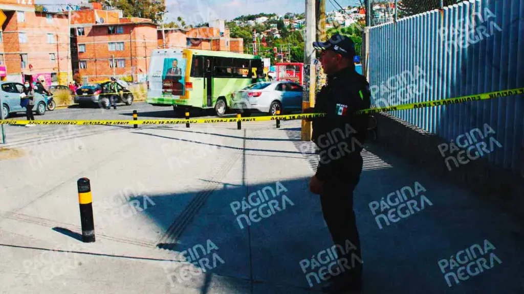 Pasajero de Ruta Enlace 2010 murió por infarto frente al IMSS de la Margarita, Puebla