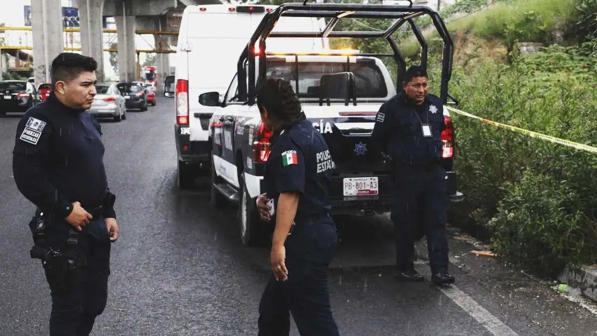 Motociclista y copiloto chocaron en la autopista México-Puebla; uno murió tras el accidente