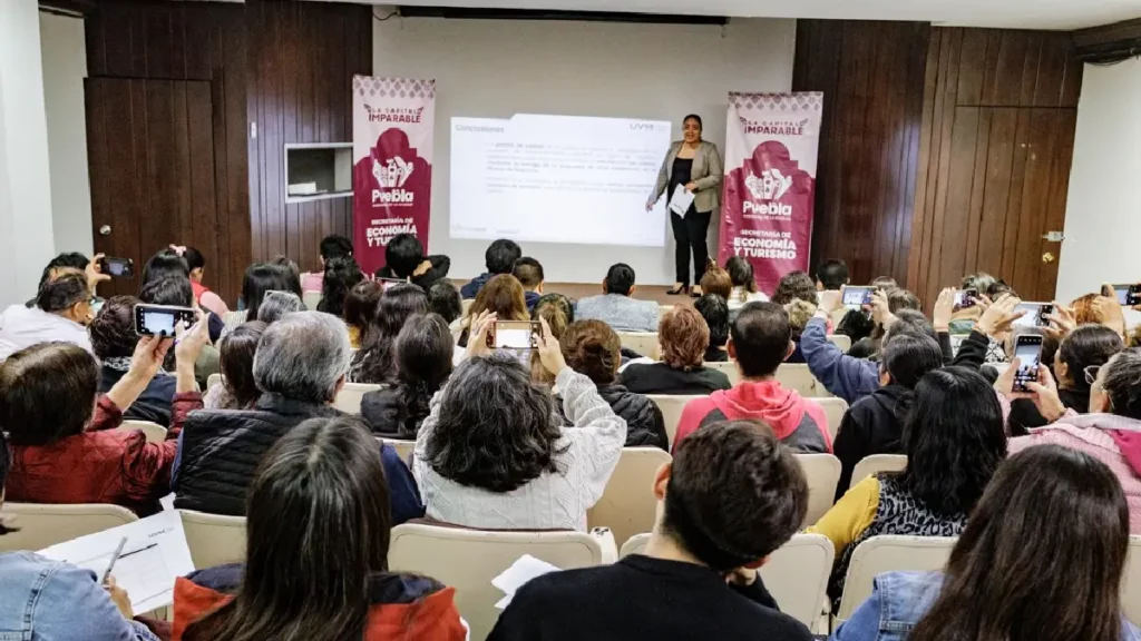 Capacita Gobierno de la Ciudad a pequeños empresarios y productores en mejora de procesos