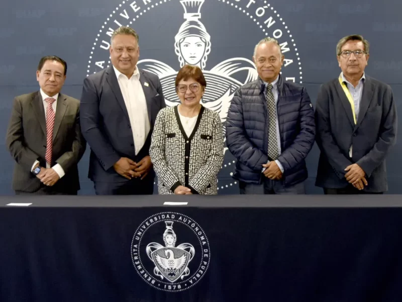 Firman BUAP y Sección 51 del SNTE convenio para impulsar una educación de calidad en el estado