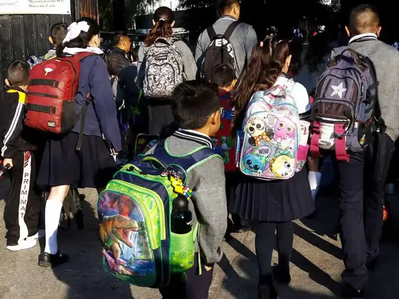 Suspenden clases en escuelas de Puebla por bajas temperaturas del Frente Frío 24 