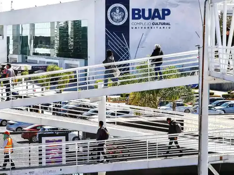 Gobierno de Puebla instalará puente peatonal eléctrico en CCU BUAP y Tecnológico de Monterrey