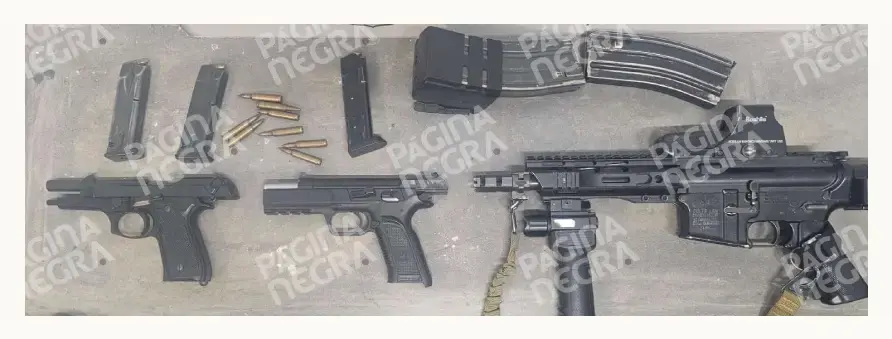 Detienen a expolicías municipales de Puebla con ametralladora sin permiso en Avenida Juárez