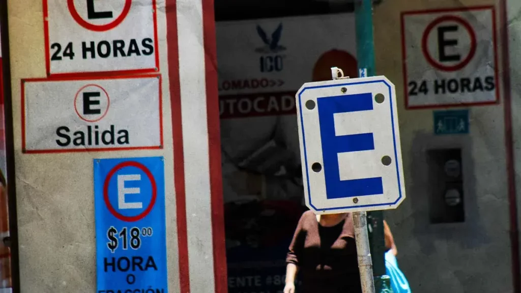 Van por reforma para que estacionamientos de Puebla cuenten con seguro contra daños y robos 