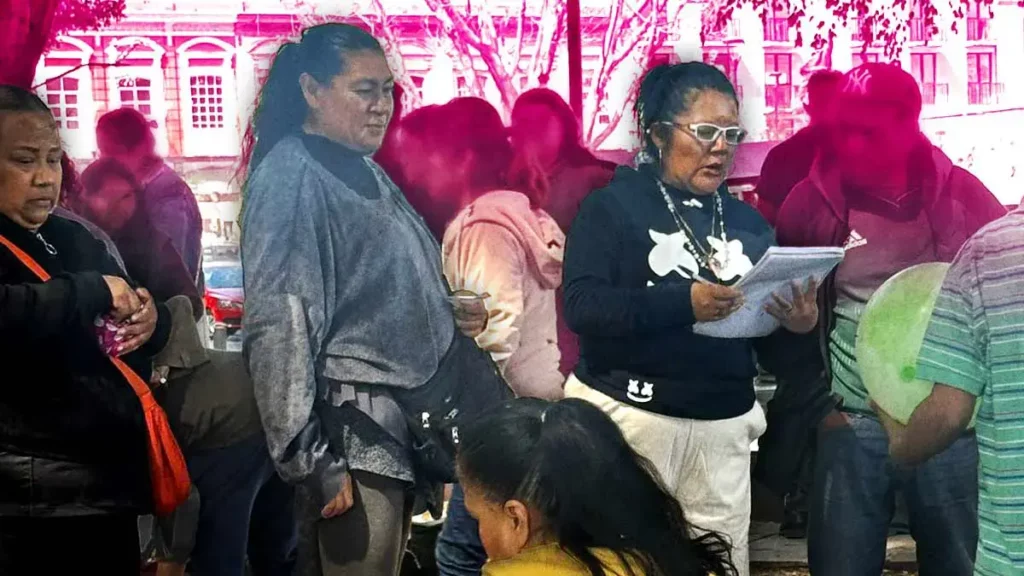 Captan a mujeres extorsionando a “nenis” en Paseo Bravo, Puebla; intentaron agredir a vendedora