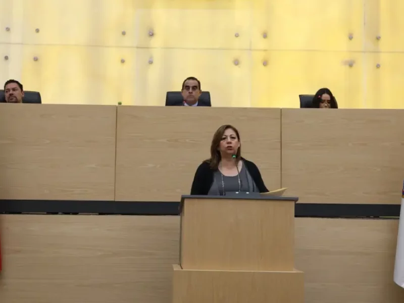 Promueven en Congreso iniciativa para declarar al 2025 Año del Bicentenario de la Constitución de 1825