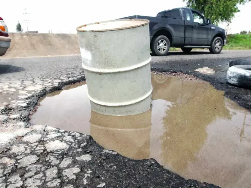 Pepe Chedraui promete terminar con los baches de Puebla capital este 2025  
