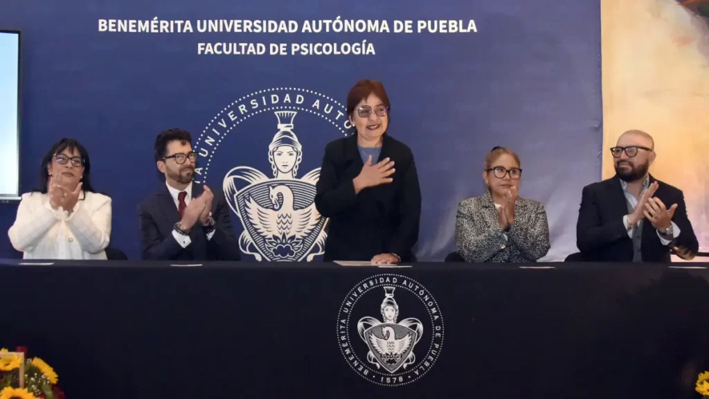 Apuesta Facultad de Psicología por el crecimiento académico y la investigación