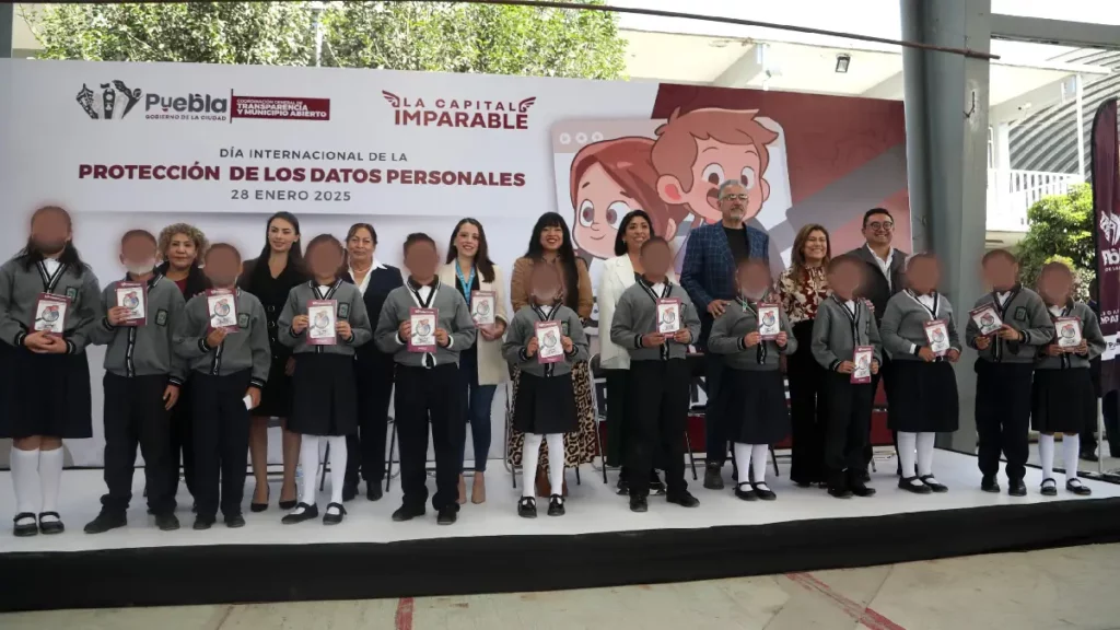 Presenta Gobierno de la Ciudad la Guía de Protección de Datos dirigida a niñas, niños y adolescentes de la capital