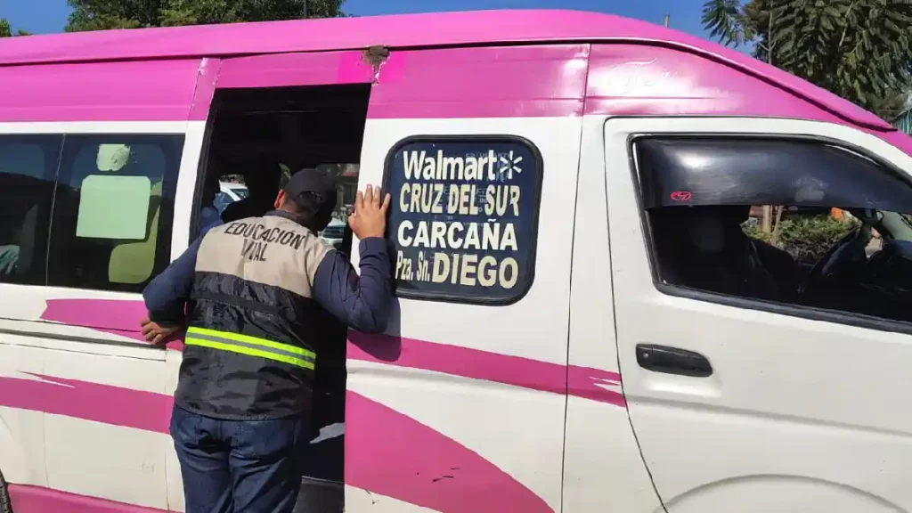 San Pedro Cholula capacita a choferes de transporte público para reducir accidentes