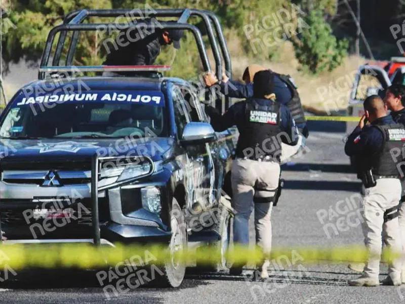 Persecución desata balacera en Puebla; dejó dos policías heridos y una patrulla volcada en Amozoc