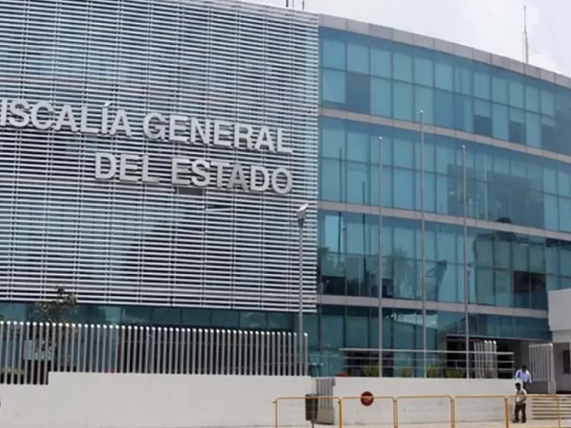 Acusan a Fiscalía de Puebla de cateo ilegal en casa particular tras operativo en Avenida Juárez