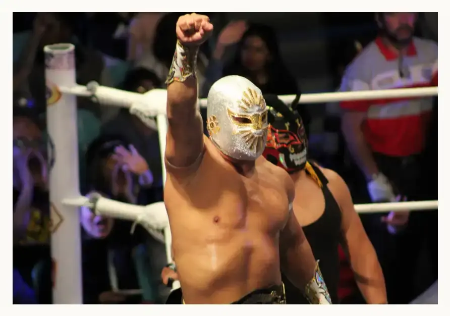 Místico y estrellas del CMLL consiguen triunfo en la Lucha Estelar en la Arena Puebla  