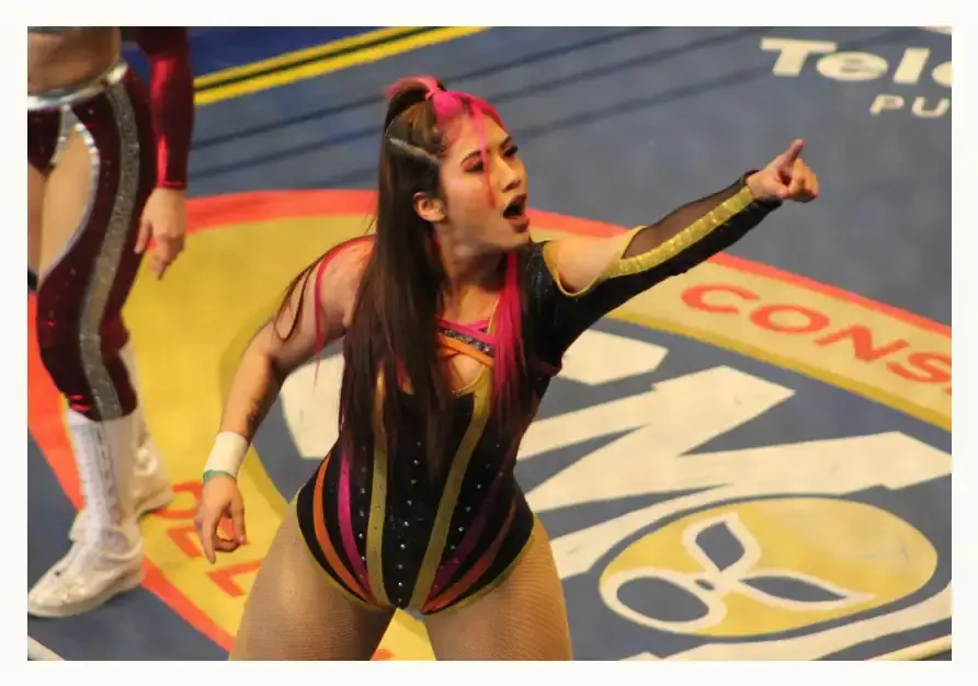 Místico y estrellas del CMLL consiguen triunfo en la Lucha Estelar en la Arena Puebla  