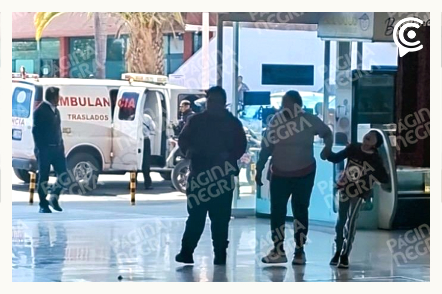 Roban a cuentahabientes dentro de BBVA en Texmelucan; guardia de seguridad resultó herido de bala