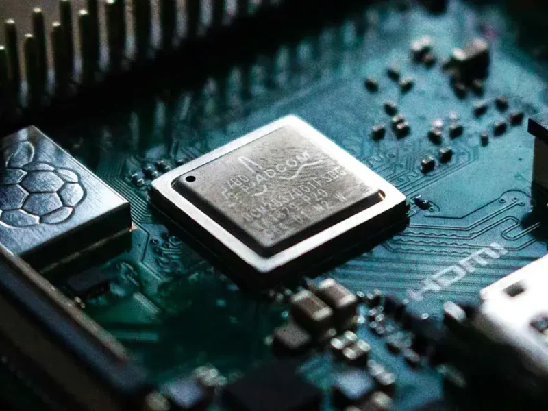 Primera etapa del Centro de Diseño de Semiconductores Kutsari se hará en Puebla 