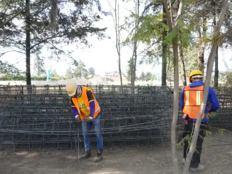 Avanza la instalación de paneles solares en la planta de tratamiento de aguas residuales en el municipio
