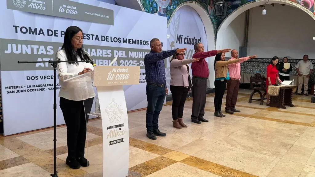 Democracia y transparencia: Ariadna Ayala toma protesta a presidentes auxiliares de Atlixco