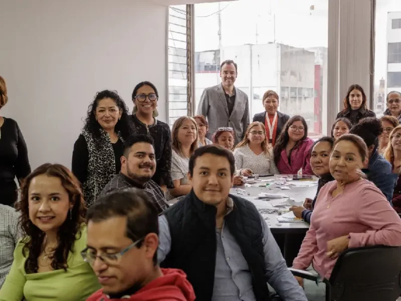 Ofrece Gobierno de la Ciudad taller de simulador de negocios para emprendedores