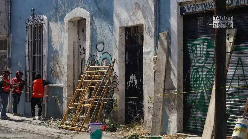 Retirarán estructuras que afectan la movilidad e imagen urbana del Centro Histórico de Puebla