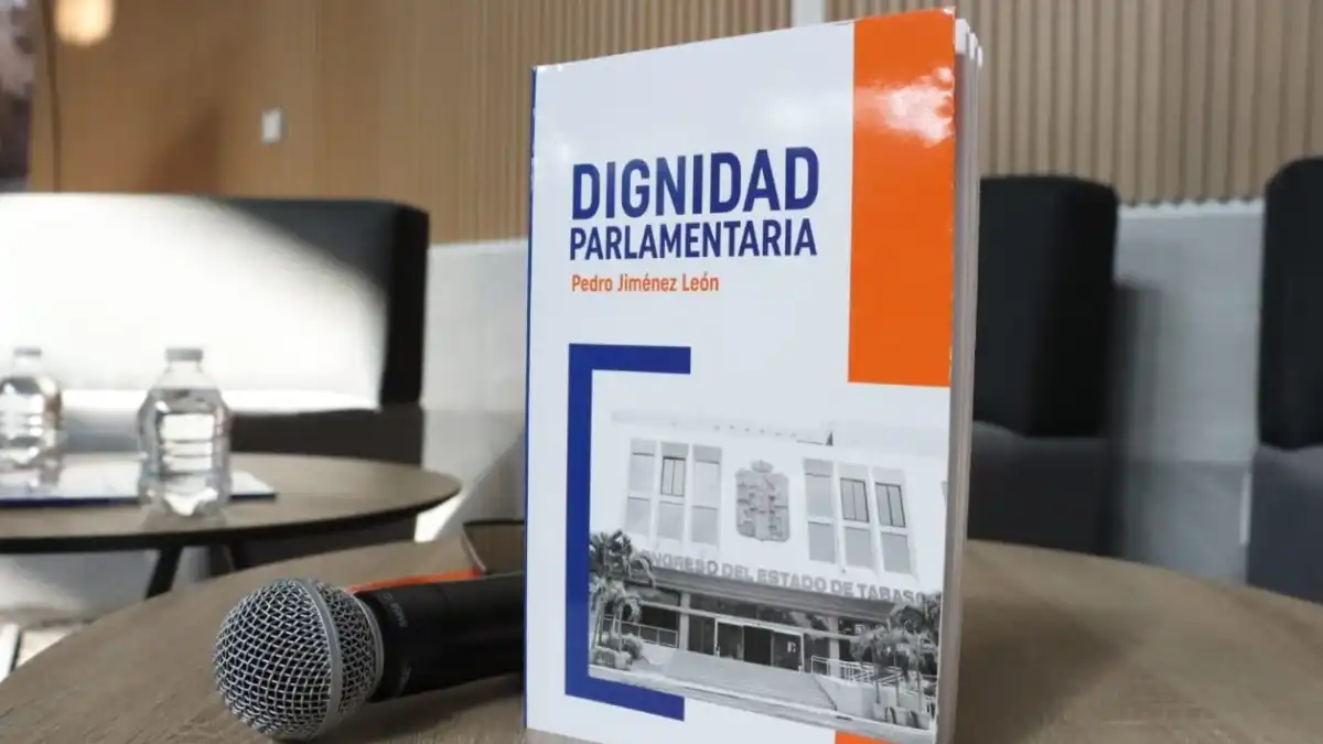 Presentan en Congreso del Estado el libro “Dignidad Parlamentaria”