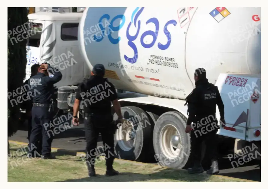 Decomisan más de diez pipas con gas LP robado en Tepeaca; autoridades detuvieron a huachigaseros