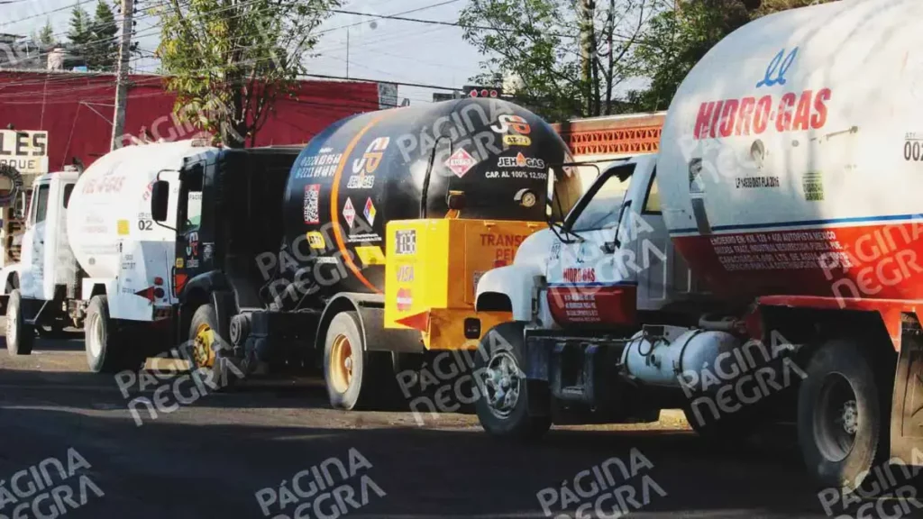 Decomisan más de diez pipas con gas LP robado en Tepeaca; autoridades detuvieron a huachigaseros