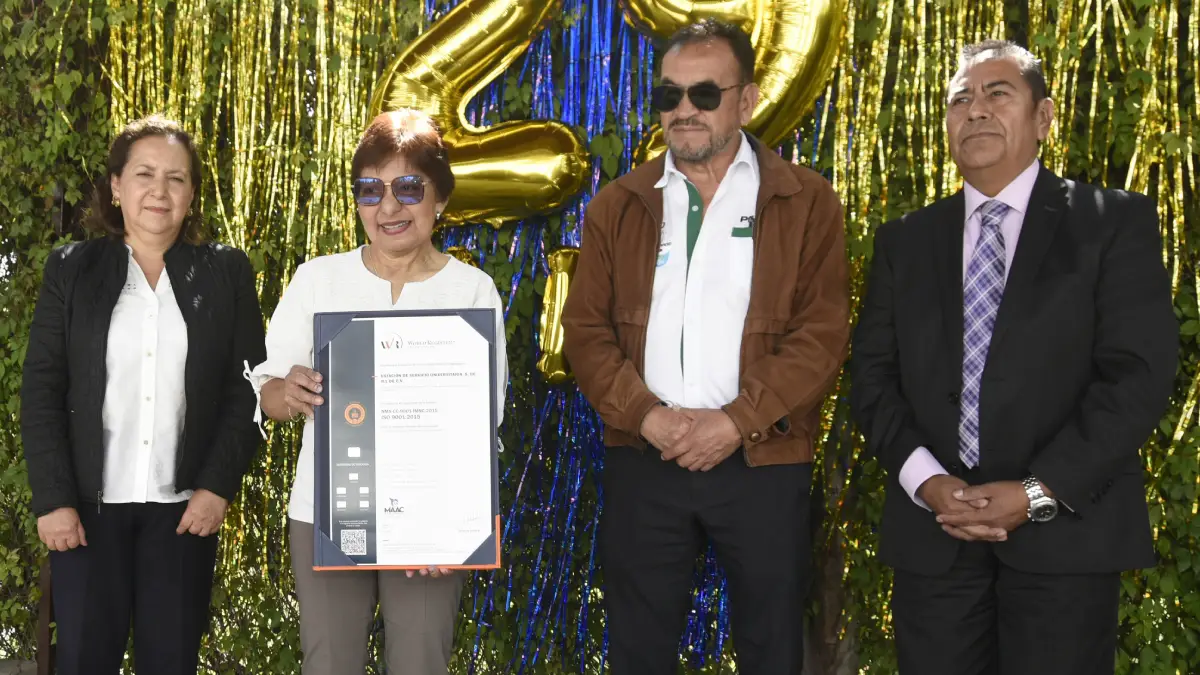 Estación de Servicio Universitaria recibe la certificación internacional bajo la norma ISO 9001-2015