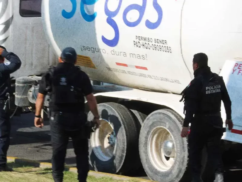 En dos meses, Gobierno de Puebla decomisó 28 pipas con gas LP y gasolina