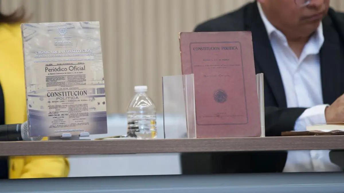 Presentan en Congreso del Estado, libro "Crónica de la Constitución, recinto y Congreso constituyente, a 200 años de su formación