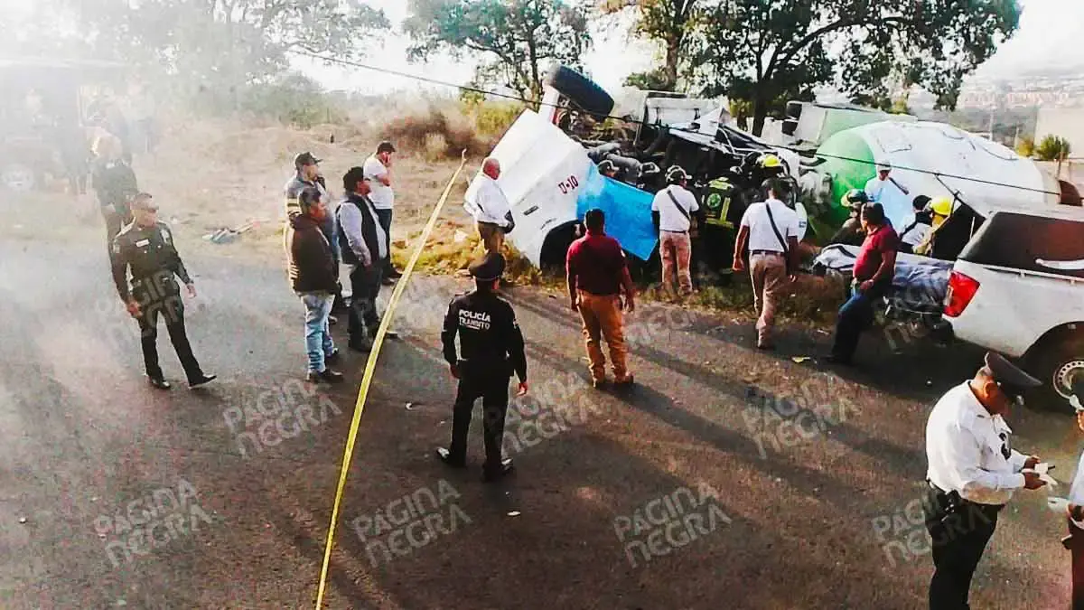Luis Daniel murió prensado en Amozoc, Puebla; perdió el control del tractocamión que conducía