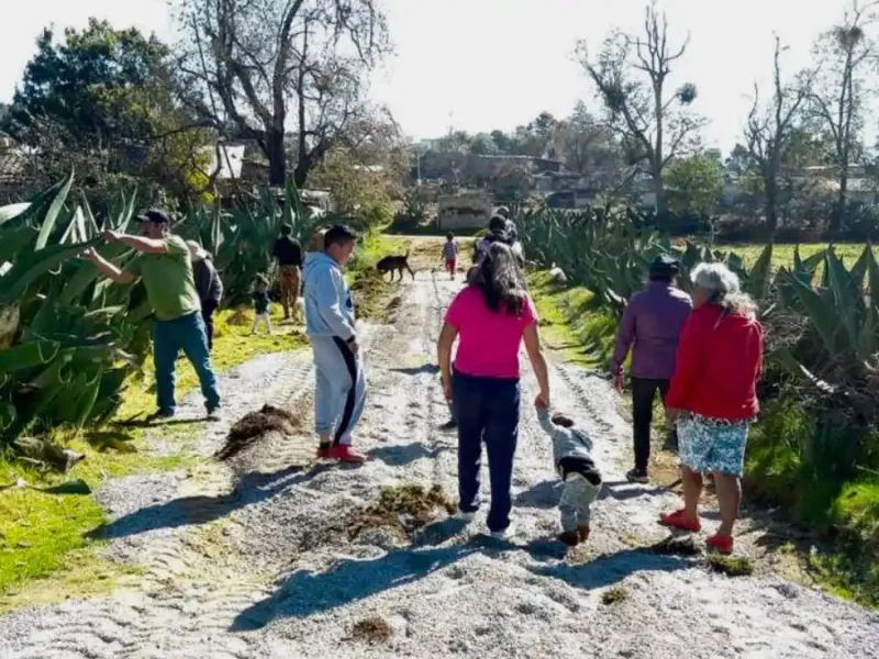 Con los caminos rehabilitados, pobladores de Zacatlán tienen mejor movilidad