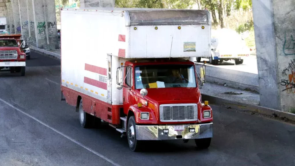 Alejandro Armenta analiza estrategia contra robo al transporte de carga, con CCE y Coparmex Puebla