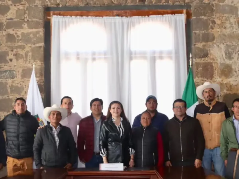 Bety Sánchez se reúne con presidentes electos de juntas auxiliares: “trabajaré con todas y todos”