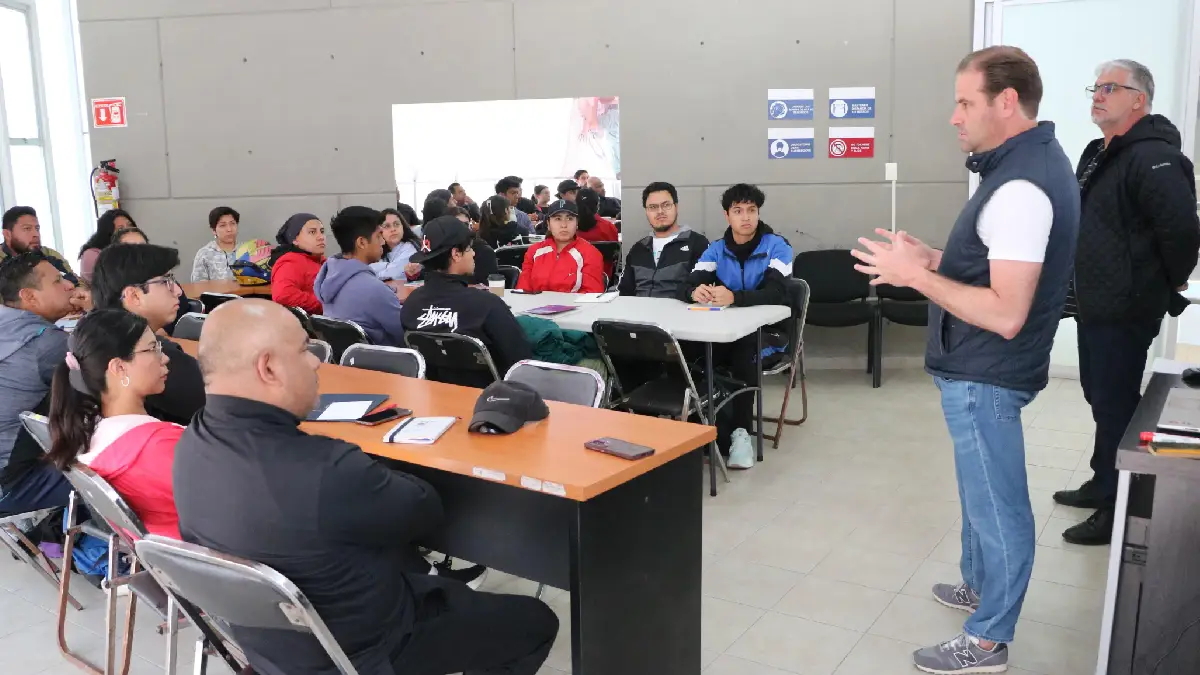 Capacita el IMDP a las y los profesores de las Escuelas de Iniciación Deportivas