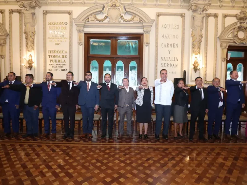 Rinden protesta presidentas y presidentes de juntas auxiliares del municipio de Puebla