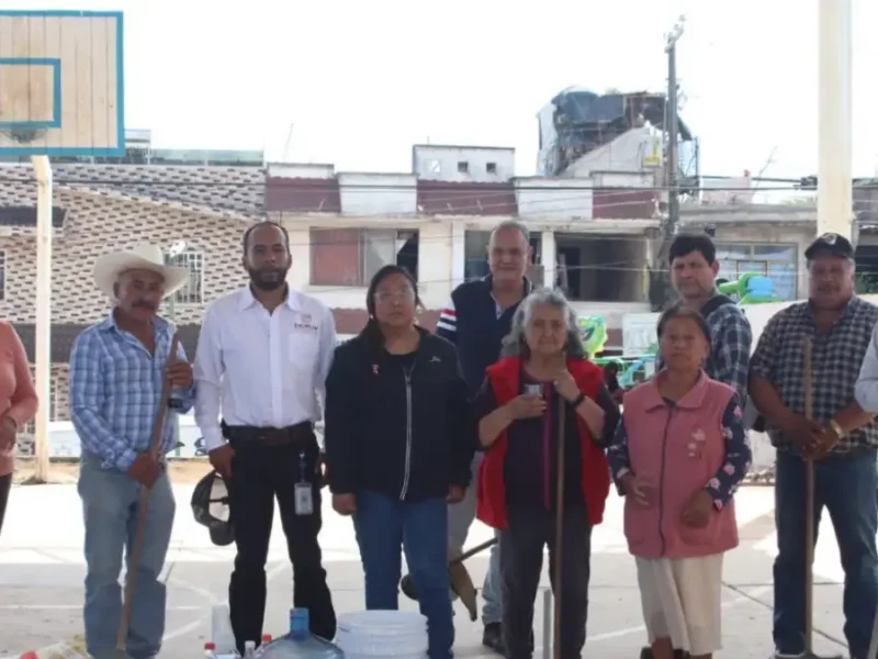 Zacatlán se suma a la Jornada Nacional de Tequios; participan municipio, vecinas y vecinos